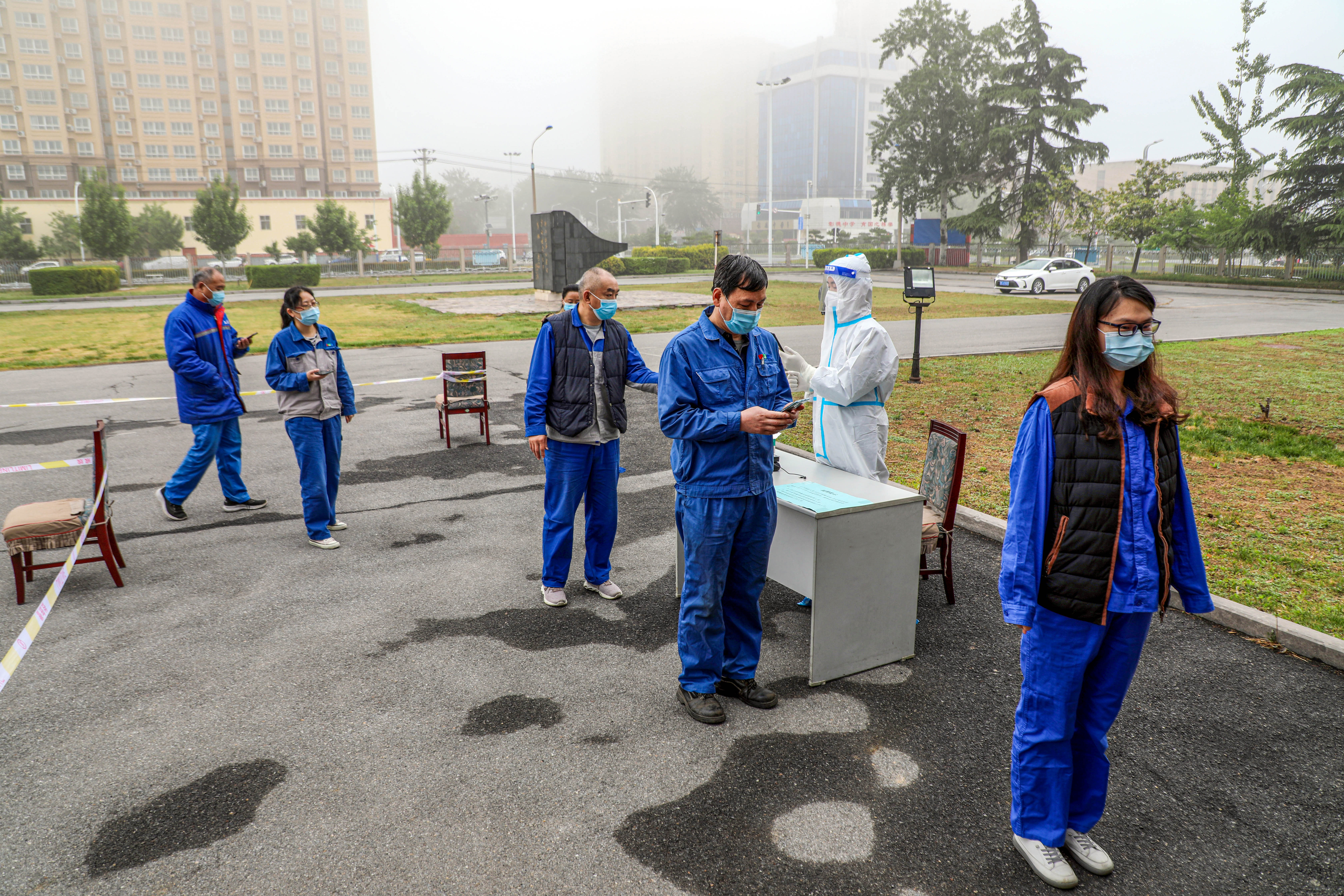 安彩高科:抗疫路上,從來都是“雙向奔赴”!
