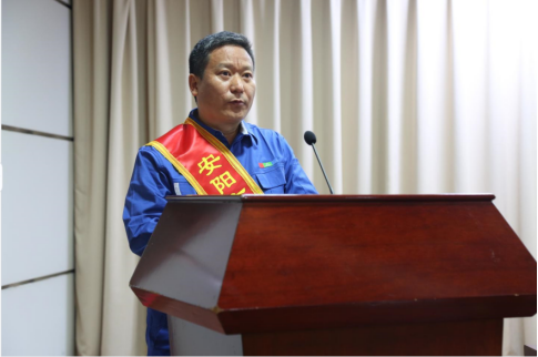 榮譽雙雙來襲!安彩兩人一集體榮獲安陽市五一勞動獎章和工人先鋒號