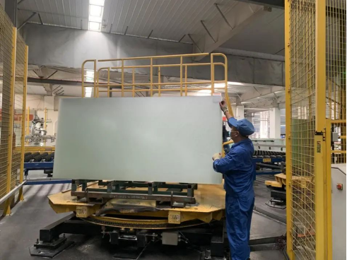 同心戰(zhàn)“疫”,守護(hù)月圓——安彩高科打響疫情防控和安全生產(chǎn)“雙線戰(zhàn)疫”